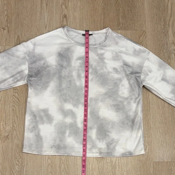 Pretty Garden Tie-Dye Sweatshirt and Jogger Athleisure Loungewear Set Size XL - Picture 11 of 14